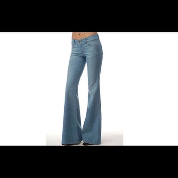 I got my first real six-string
Bought it at the - Picture 6 of 8